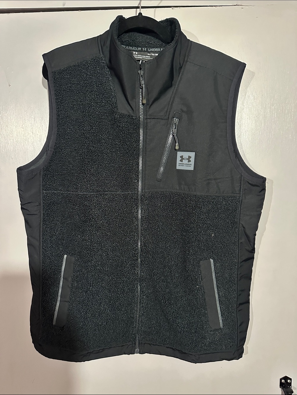 Under Armour Black Men's Sherpa Vest with Zip Pockets